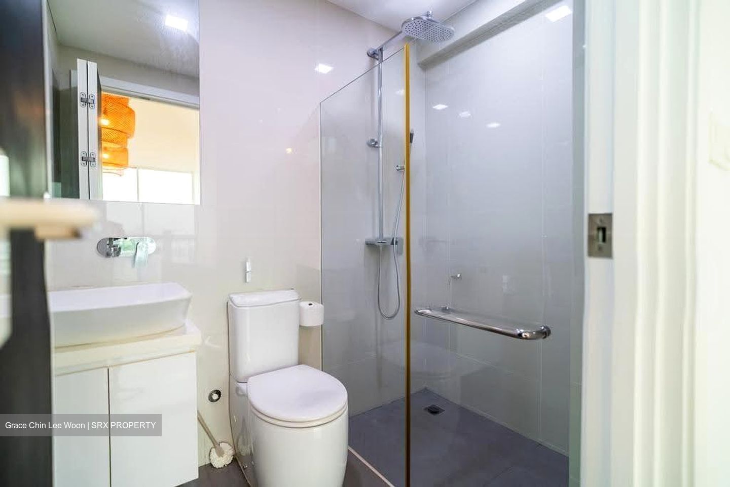 Shiro (D15), Apartment #611712181